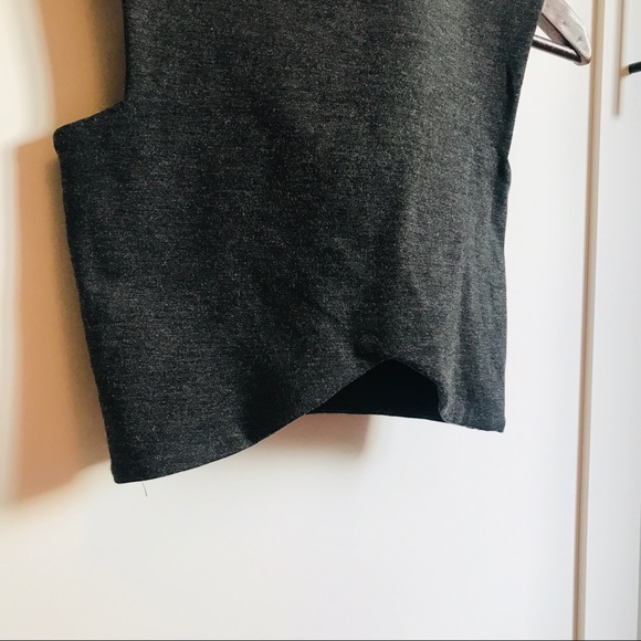 Aritzia Talula Dark Grey Crop Top - Picture 7 of 9